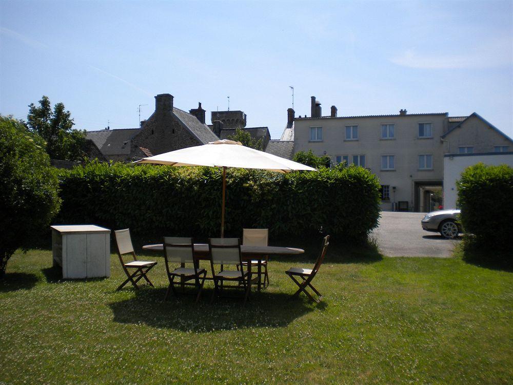 Hotel De Paris Barneville-Carteret Exterior foto